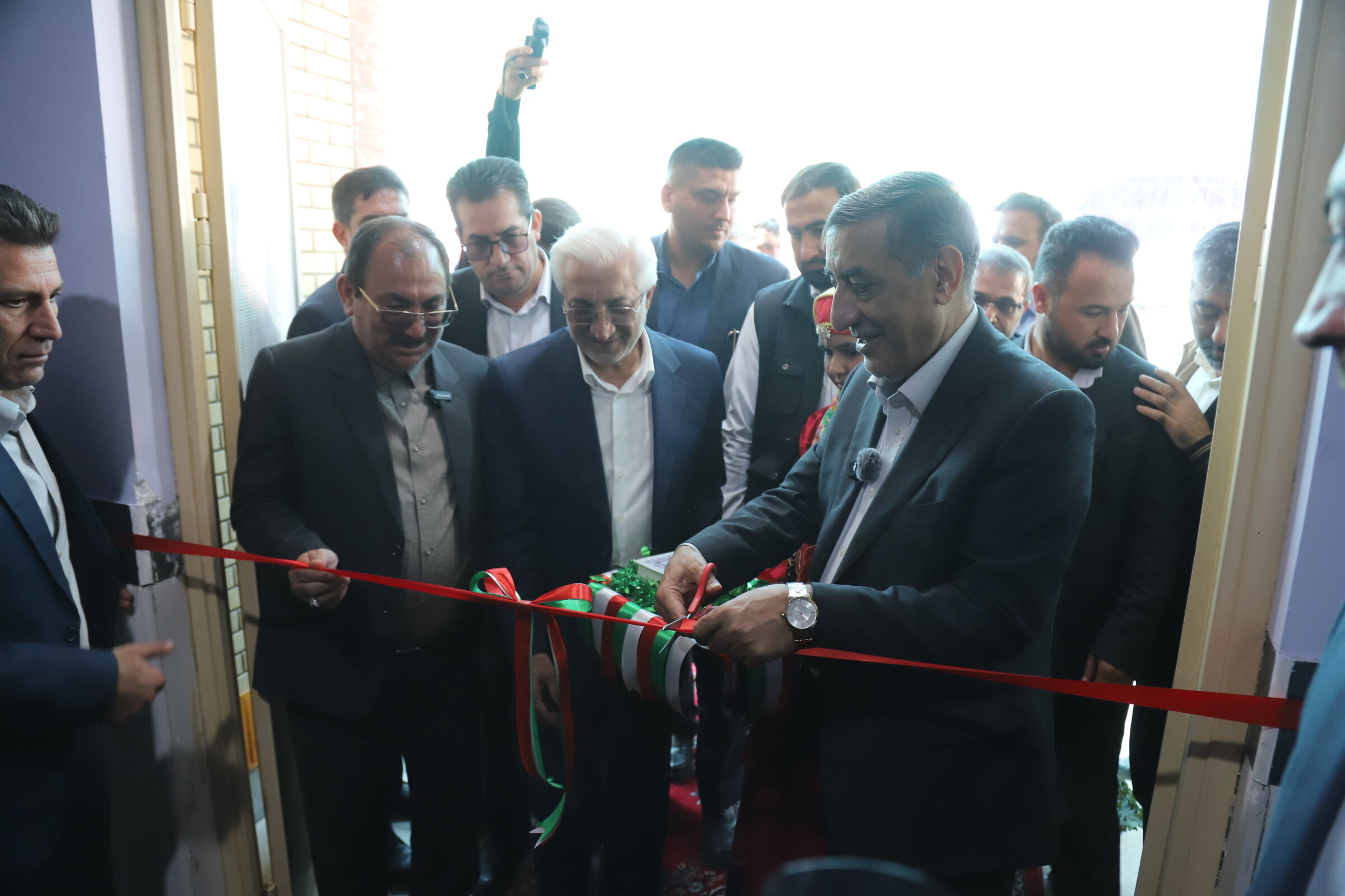 افتتاح همزمان ۵۶ مدرسه با حضور قائم‌پناه در استان خراسان شمالی