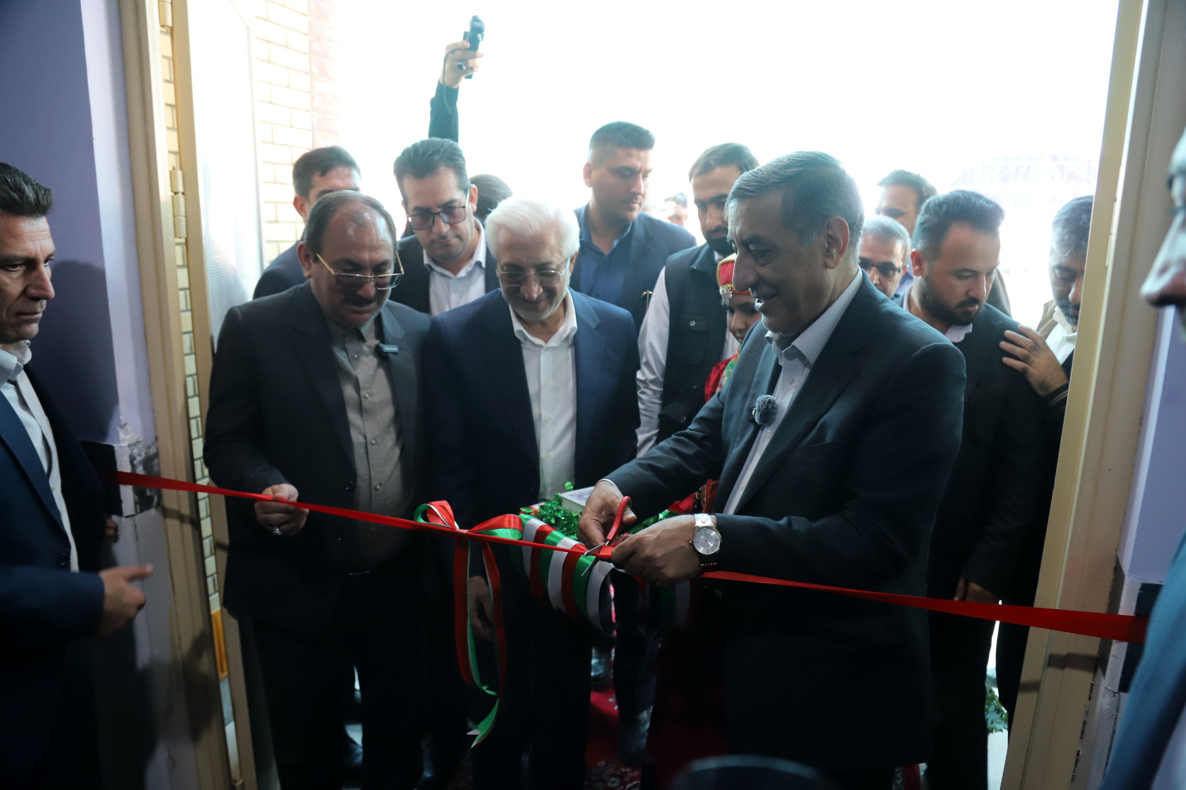 افتتاح همزمان ۵۶ مدرسه با حضور قائم‌پناه در استان خراسان شمالی