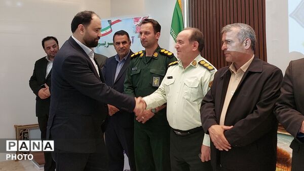 پرچم خدمت در بیمارستان شهدا لردگان به دست ریاست تازه سپرده شد