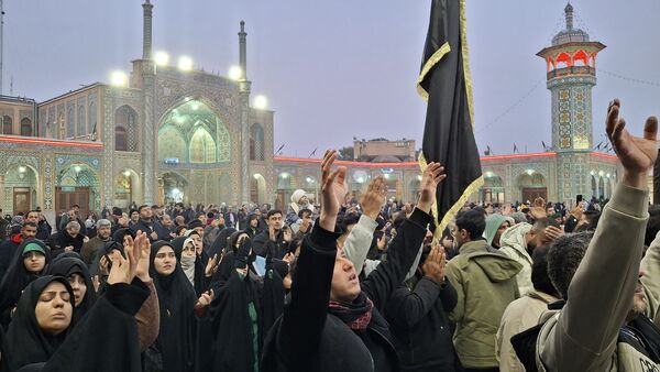 مراسم عزاداری شام شهادت امام هادی(ع) در حرم بانوی کرامت 