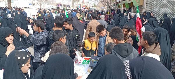 میز خوشنویسی در خلیل آباد