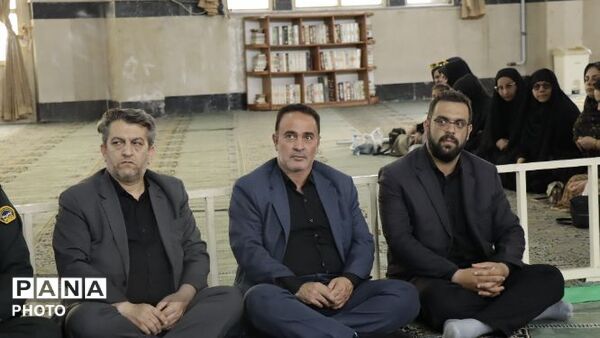 طنین نوای «احلی من العسل» در پاکدشت؛ تجدید میثاق دانش‌آموزان با نوجوان دشت کربلا