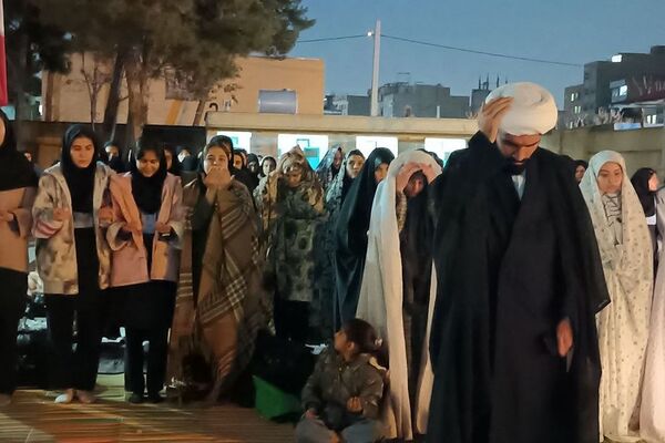 افطاری در مدرسه نمونه دولتی ولایت فرصتی برای وحدت و دوستی
