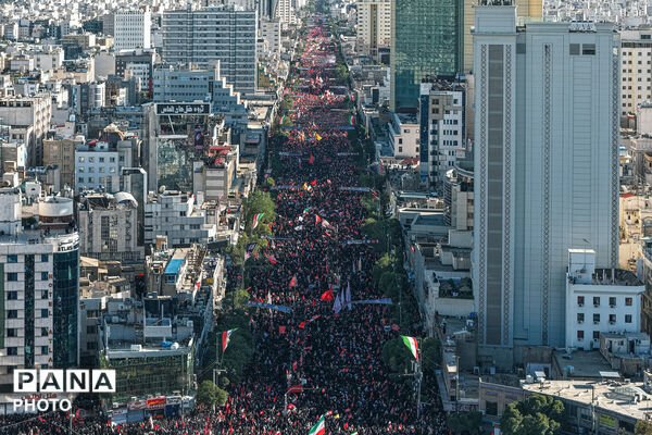 تشییع پیکر رهبر شهید انقلاب در مشهد مقدس-۱

