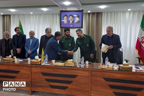 جلسه هم اندیشی با مدیران مدارس چهاردانگه