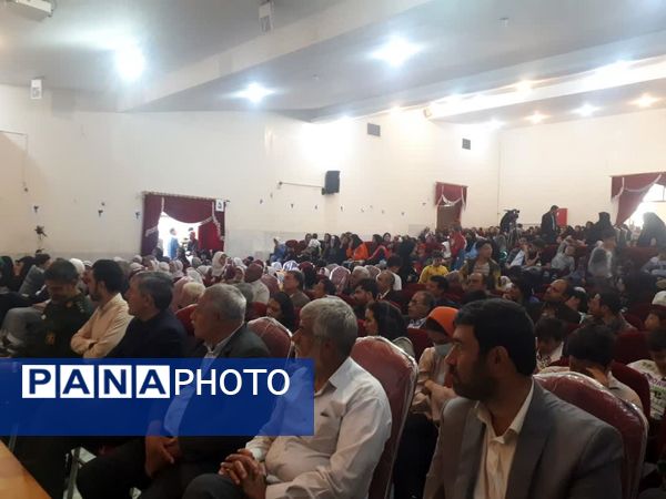 اختتامیه دومین جشنواره فرهنگی هنری شهید آرمان علی‌وردی در شهرستان میمه