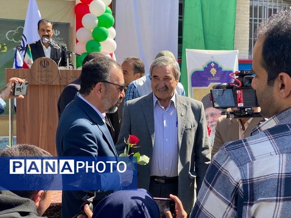  زنگ سپاس در هنرستان جلیل نصیرزاده آموزش و پرورش ناحیه یک