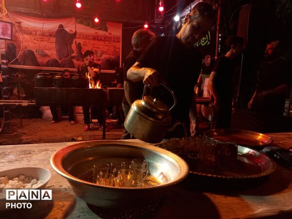 همراهی هیات زینب کبری(س) با کاروان نمادین اسرای کربلا