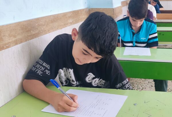 آغاز امتحانات نوبت دوم در دبیرستان ابوریحان ۲