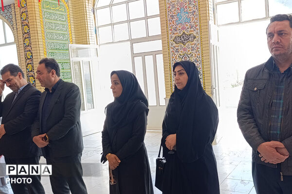 ادای احترام به شهدا و تجلیل از مربیان بهداشت در خراسان شمالی