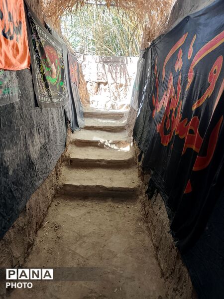 برپایی نمایشگاه «غنچه‌های خونین» در باقرآباد قم