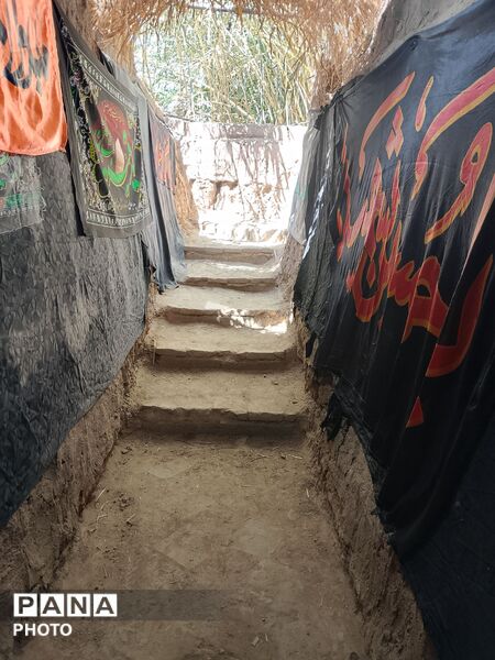 برپایی نمایشگاه «غنچه‌های خونین» در باقرآباد قم