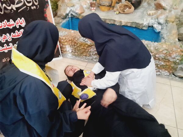 مانور زلزله در دبیرستان علی افشارنژاد ناحیه ۶ مشهد