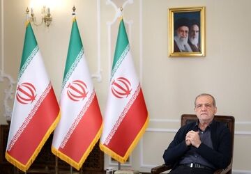 پزشکیان: خدمت بی‌منت و مشارکت مردمی، پایه حل مشکلات کشور است