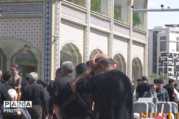 حضور میلیونی زائران در مشهد