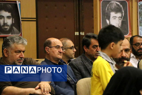 همایش ادبی هنری «مزد خدمت» در قم