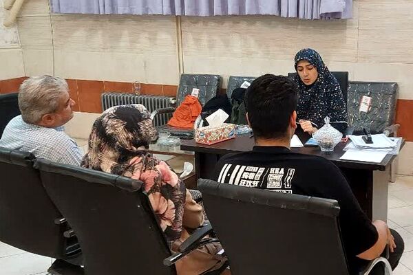 فعالیت مرکز انتخاب رشته کنکور رهمنون اداره آموزش و پرورش کهریزک