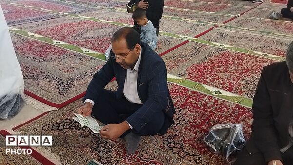 قرائت دعای استغاثه به امام زمان (ع) در مسجد جامع نیشابور 