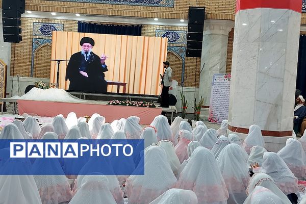 جشن تکلیف دانش‌آموزان دختر منطقه کهریزک 