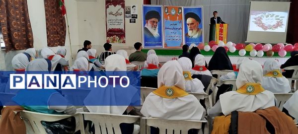 دوره‌های آموزشی یاور مربیان؛ گامی برای توانمندسازی دانش‌آموزان پیشتاز