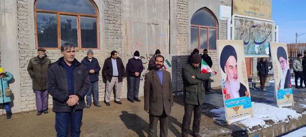 پاسخ حماسی مردم انقلابی فاروج به استکبار جهانی با حضور در راهپیمایی ۲۲بهمن 