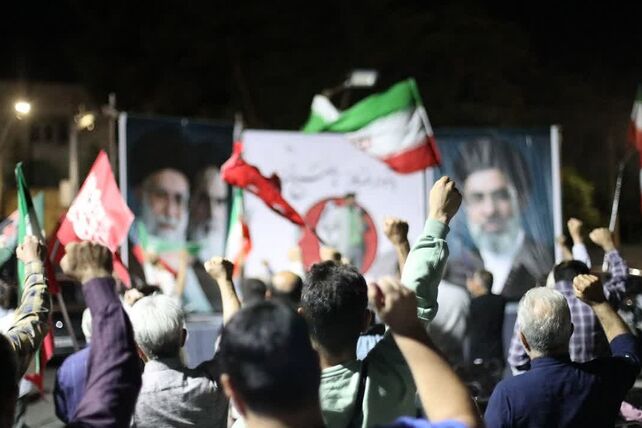 موج ۱۹۶ از حضور باشکوه مردم کهریزک در تجمعات شبانه