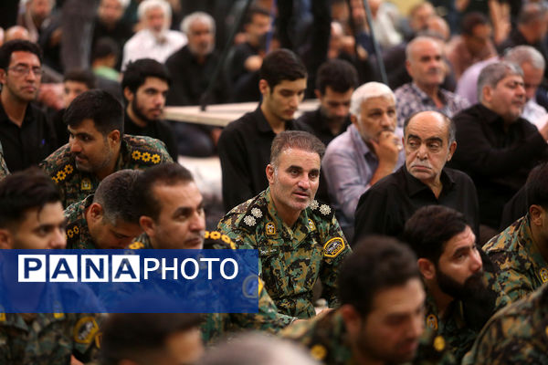 مراسم گرامیداشت شهدای اقتدار و امنیت «فراجا» در حرم حضرت معصومه(س)