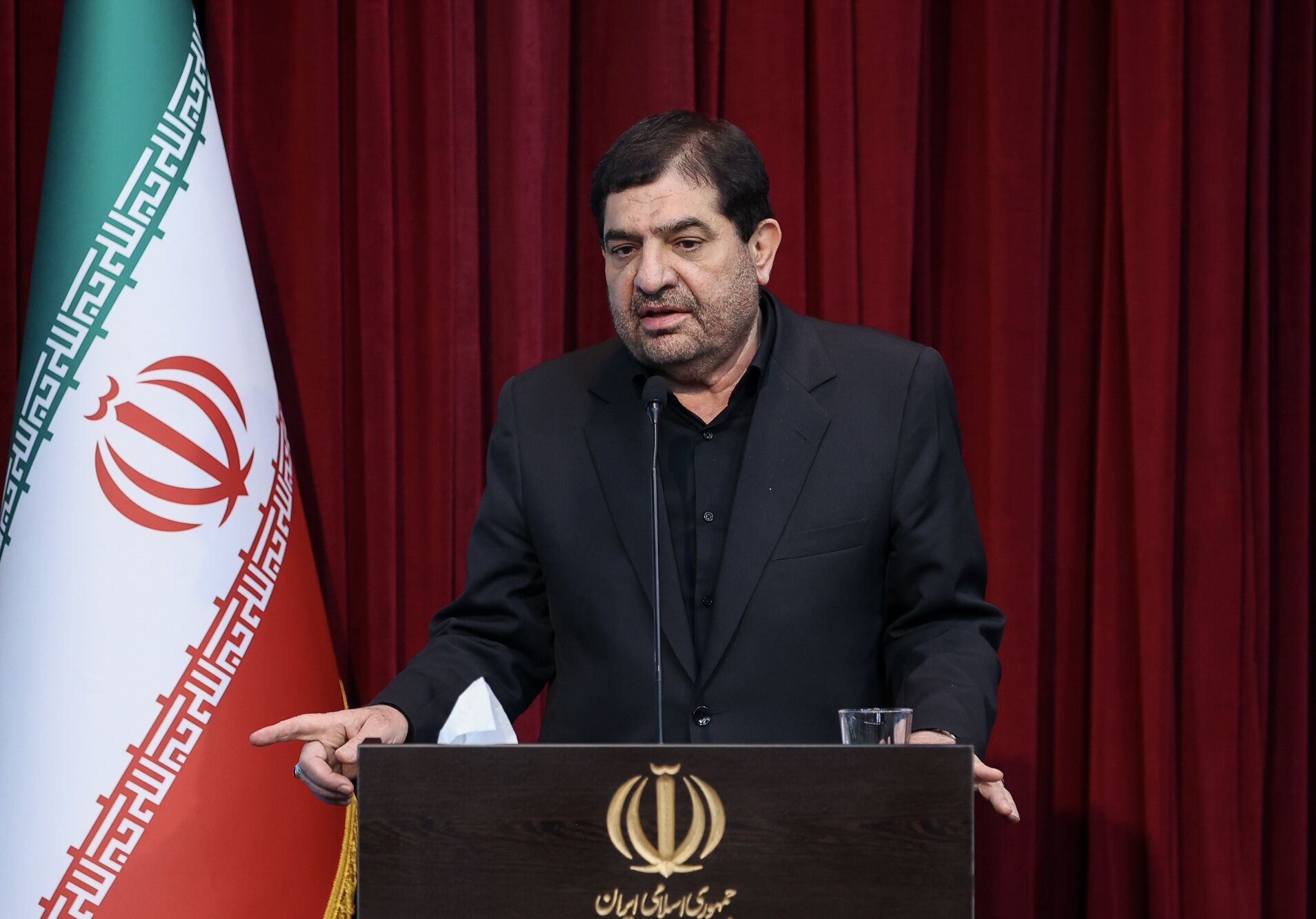 همچنان در بخش آب و برق مشکلاتی داریم، اما دیگر با بحران مواجه نیستیم
