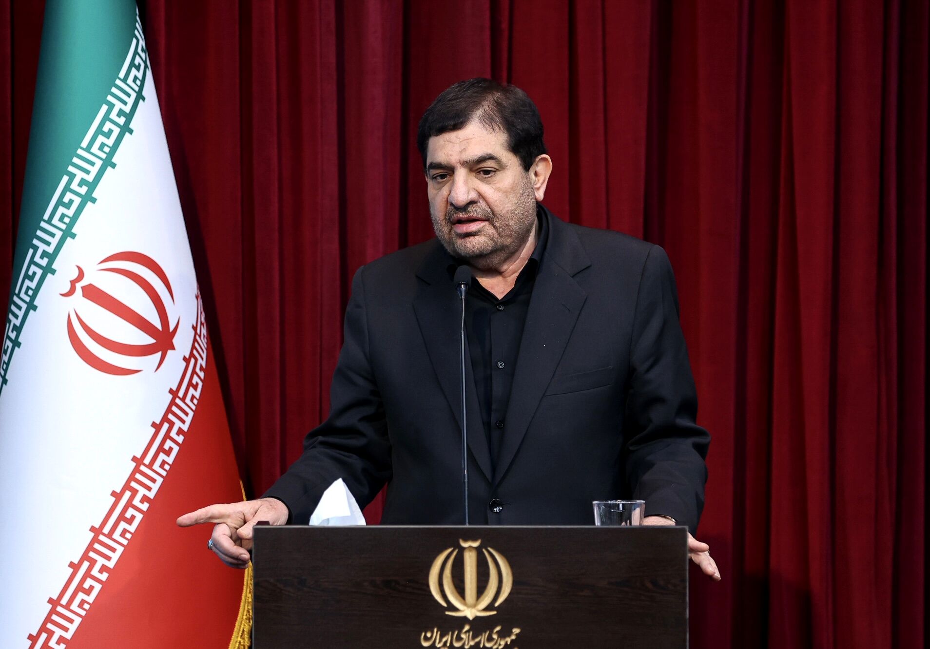 همچنان در بخش آب و برق مشکلاتی داریم، اما دیگر با بحران مواجه نیستیم