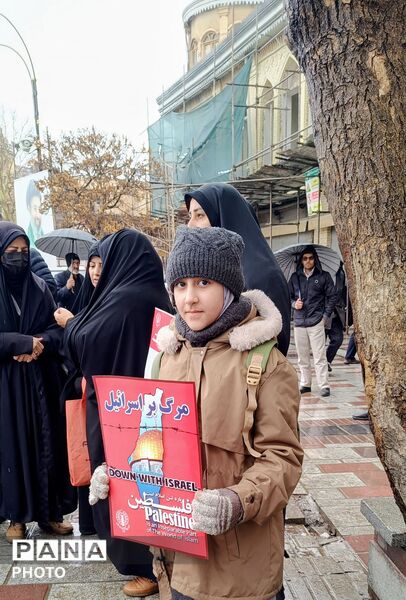 حضور نوجوانان همدان  در روز جهانی قدس