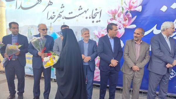 استقبال از برگزیدگان شانزدهمین المپیاد ملی فرش دستباف در مشهد