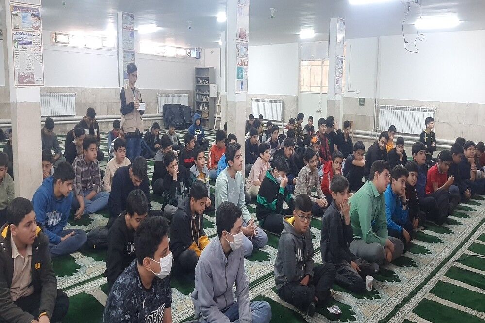 پاسخ به سوالات دانش‌آموزان در رابطه با عملیات وعده صادق