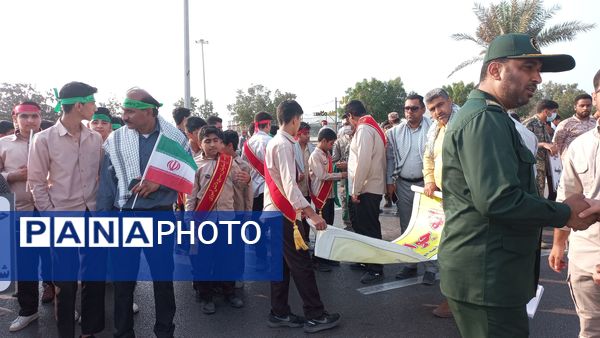 تجمع بسیجیان در بندرعباس