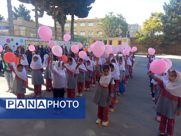 جشن شکوفه ها در مدارس خراسان شمالی