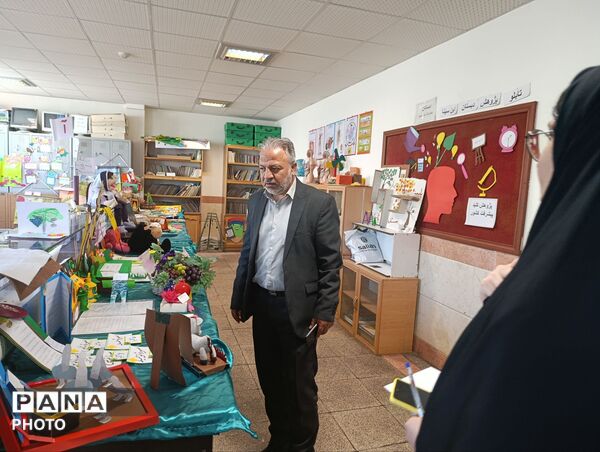 برپایی نمایشگاه دست سازه‌های قرآنی «طرح اتقان» در دبستان ابن سینا  ناحیه 3 کرج 