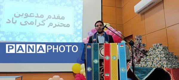 تجلیل از مقام آوران المپیاد رویش ناحیه یک