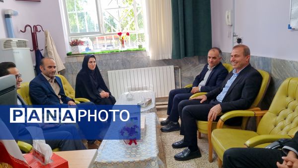 تقدیر از معلمان دبیرستان نمونه دولتی پژوهش آشخانه