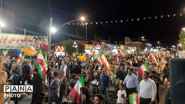 گوش به فرمان رهبریم