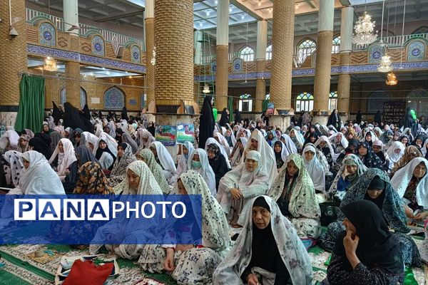 نماز جمعه عبادی سیاسی این هفته شهرستان‌قرچک