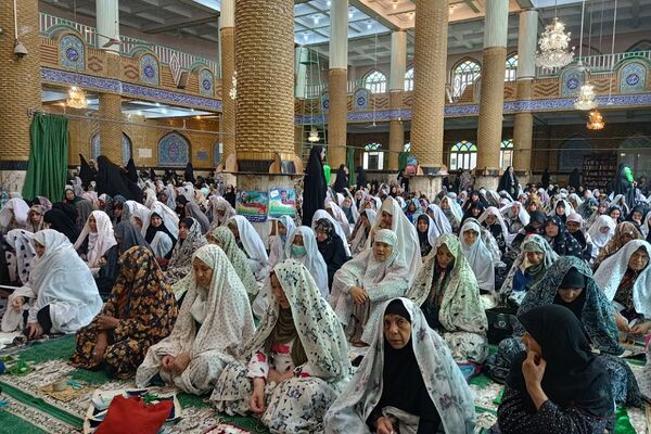 نماز جمعه عبادی سیاسی این هفته شهرستان‌قرچک