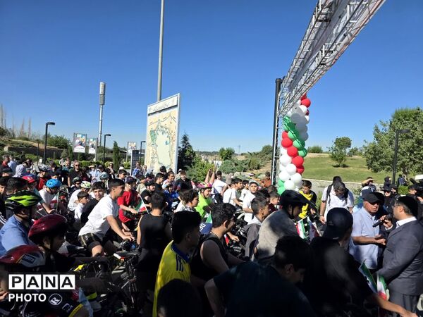 همایش «چرخ امید» با رویکرد ترویج سلامت و نشاط دانش‌آموزی