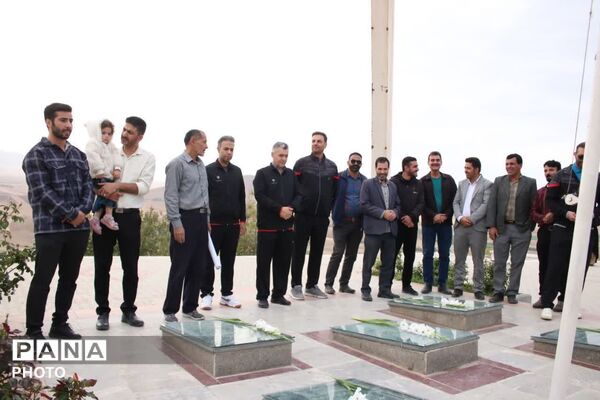 همایش پیاده‌روی در شهرستان فریدن 