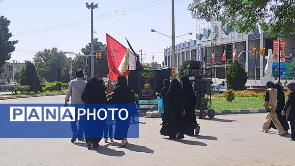 قاب هایی از جنس عاشقی 