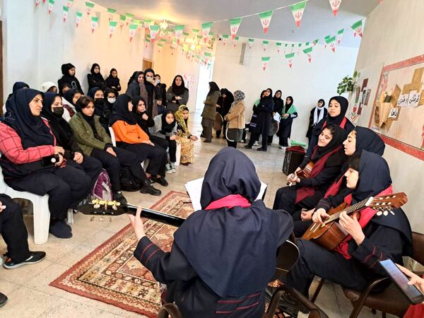 درخشش دوباره مدرسه دکتر باهنر در نمایشگاه ماها 