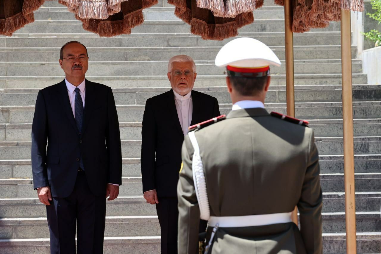 استقبال معاون اول رئیس جمهور از نخست‌ وزیر ازبکستان