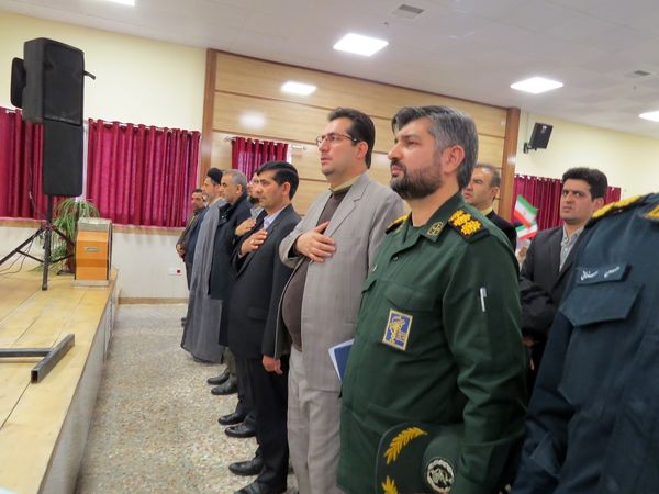 نواختن زنگ جشن نیکوکاری در دبستان امام خمینی(ره) بجنورد