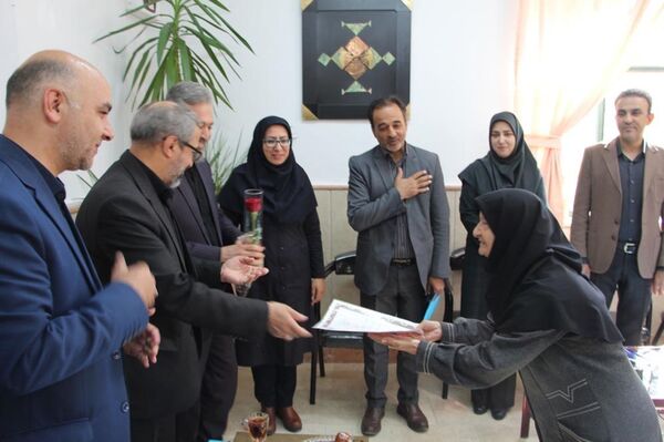 بازدید مدیر کل آموزش و پرورش استان از پیش دبستانی نوآموزان با آسیب شنوایی امام رضا (ع)