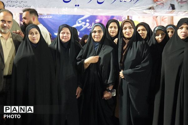 بازدید مدیر آموزش و پرورش منطقه ۱۰ تهران از موکب‌های منطقه