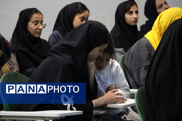 گردهمایی سفیران سلامت متوسطه اول و دوم مدارس یزد