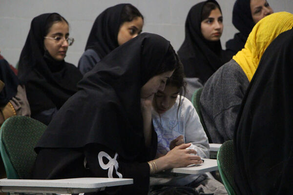 گردهمایی سفیران سلامت متوسطه اول و دوم مدارس یزد